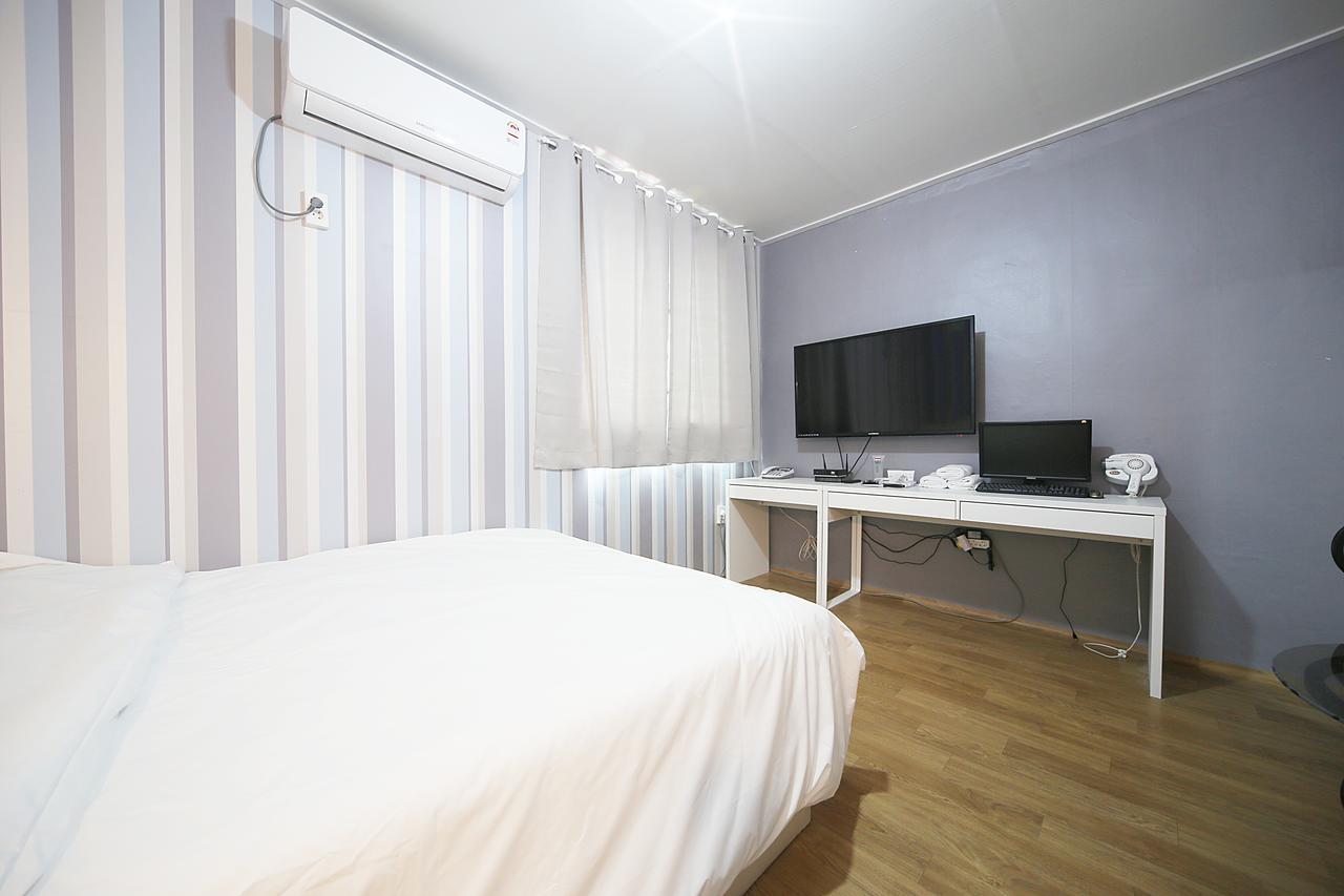 Gunsan La Siesta Hotel Extérieur photo