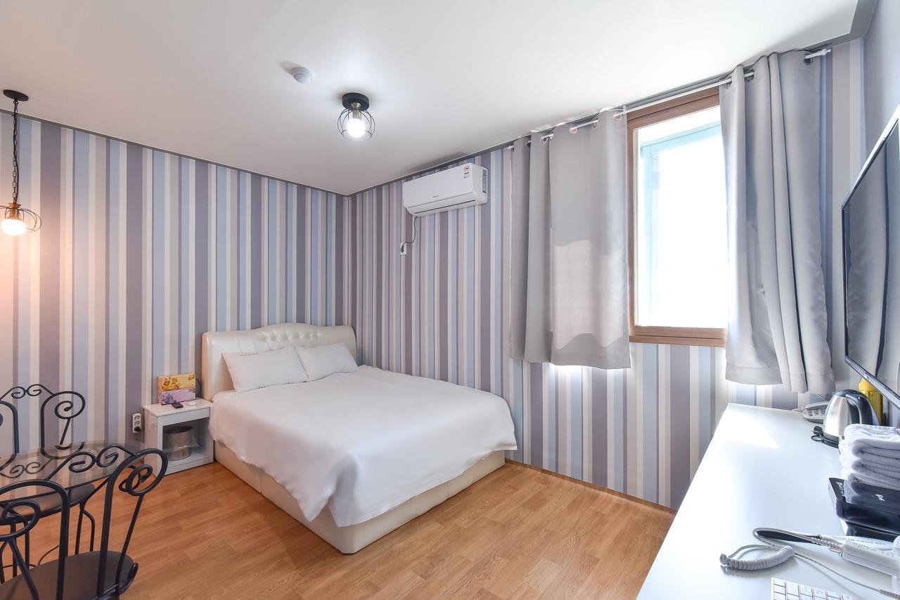 Gunsan La Siesta Hotel Extérieur photo